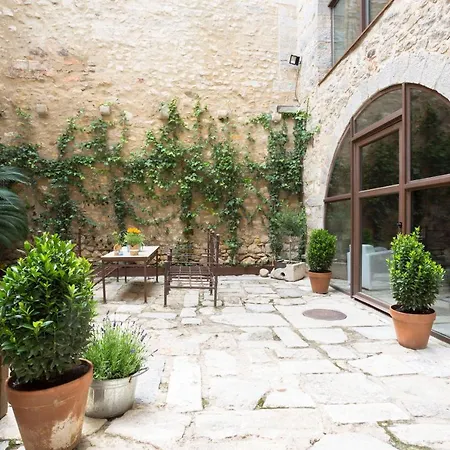 Bravissimo Palau Dels Alemanys, Els Festejadors Girona